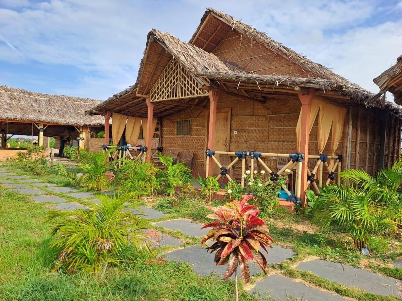 Hampi Rasta Cafe酒店 外观 照片