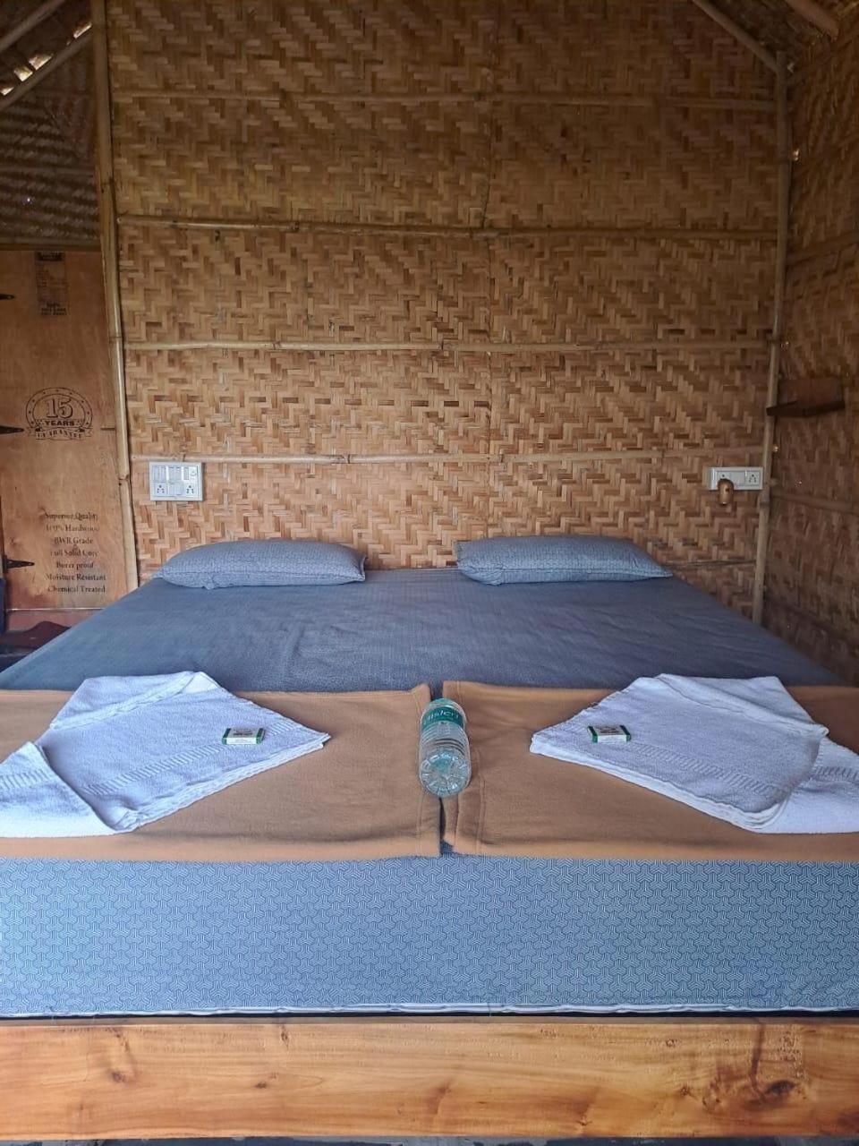 Hampi Rasta Cafe酒店 外观 照片